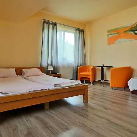 Bedrooms 3 Maja 15a Łódź