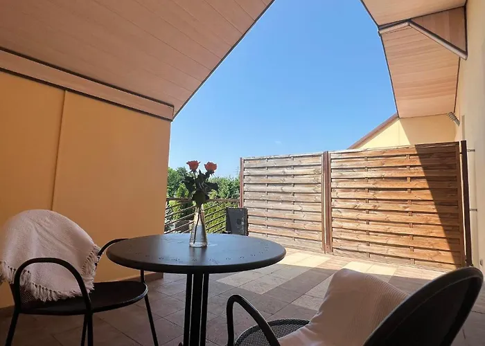 Bedrooms 3 Maja 15a *