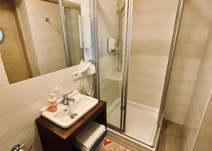 Bedrooms 3 Maja 15a وودج