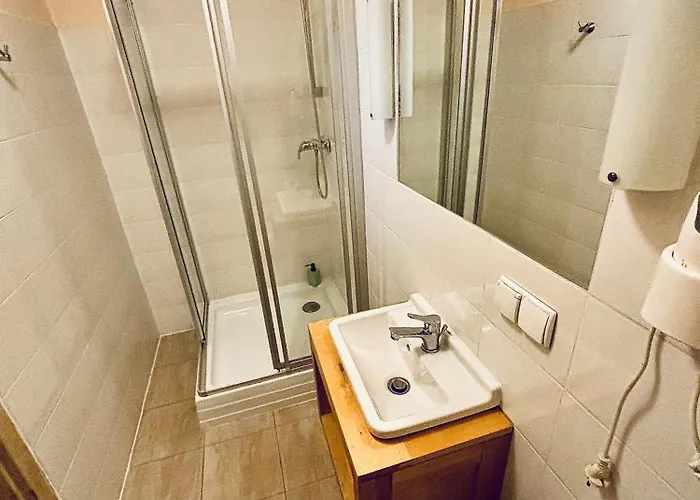 Bedrooms 3 Maja 15a منزل للإقامة